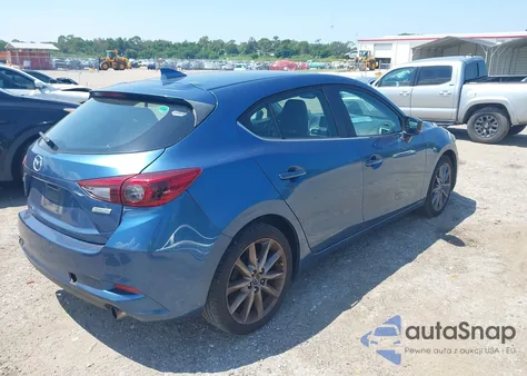 2018 Mazda 3 Grand Touring z USA, uszkodzony, nr VIN 3MZBN1M36JM261908